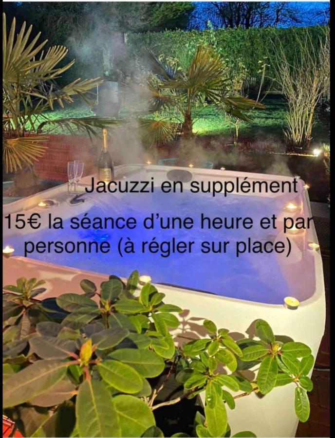 Le Jacuzzi De Marie Apartment ทูร์กวง ภายนอก รูปภาพ